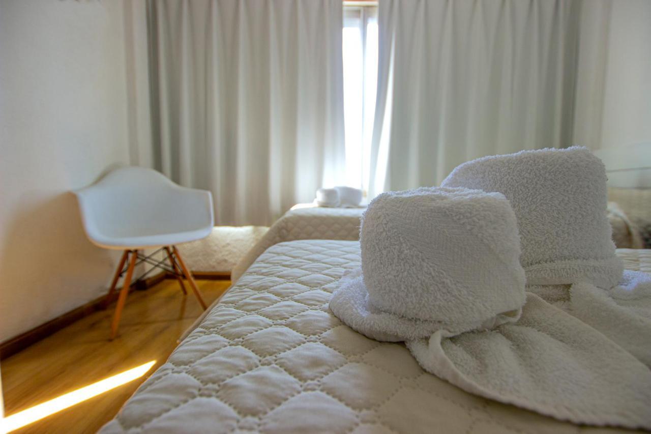 Hotel Lake Bariloche Bagian luar foto